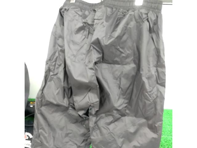 Size: LRSTaichi
DRYMASTER
RAIN
SUITS
Rain suit top and bottom set