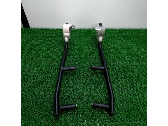 ZRX1200R/S/～'08 GIVI
For mono lock
Vehicle-specific fitting bracket
