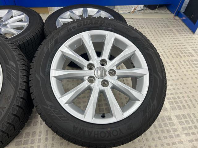 トヨタ純正(TOYOTA)  200系クラウンロイヤル純正ホイール  + YOKOHAMA(ヨコハマ) YOKOHAMA iceGUARD iG60