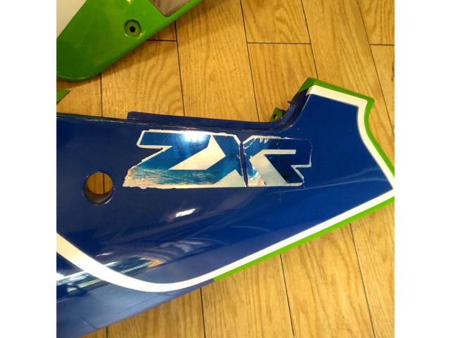 純正シートカウル【ZXR250】