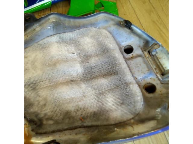 純正タンク【ZXR250】