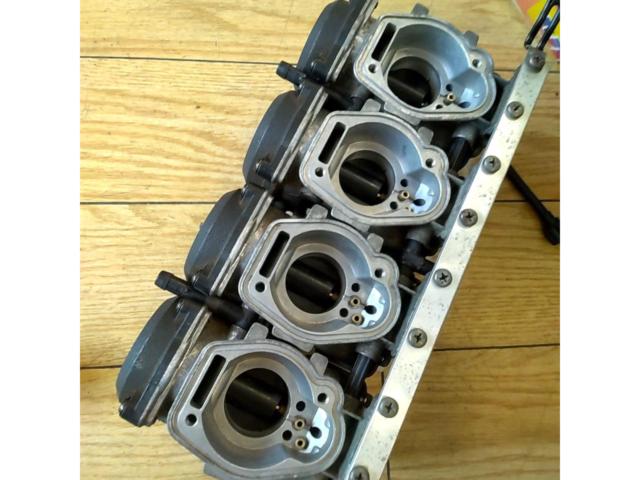 ワケアリ 純正キャブレター【ZXR250】