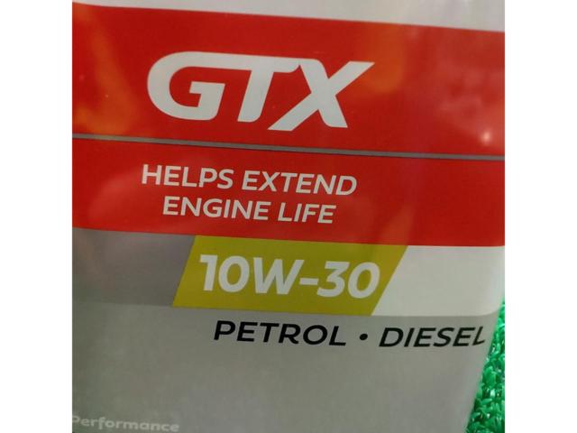 【10W-30】Castrol GTX CF Performance 4サイクルガソリン・ ディーゼルエンジン用オイル 4L