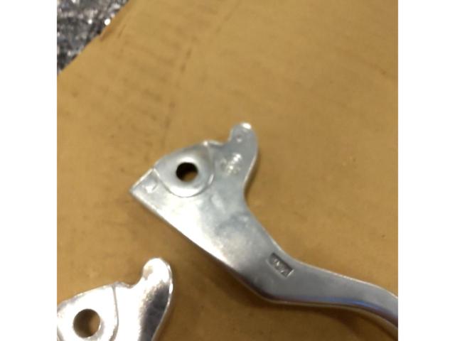 Genuine lever set for Majesty S
SG 28J