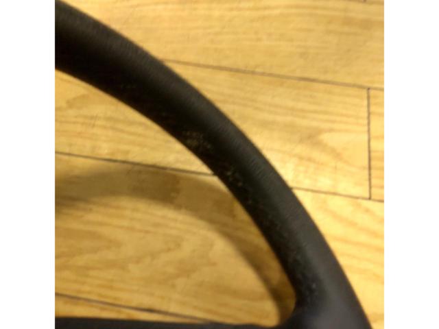 JEEP genuine
Leather steering wheel
JK style/Wrangler