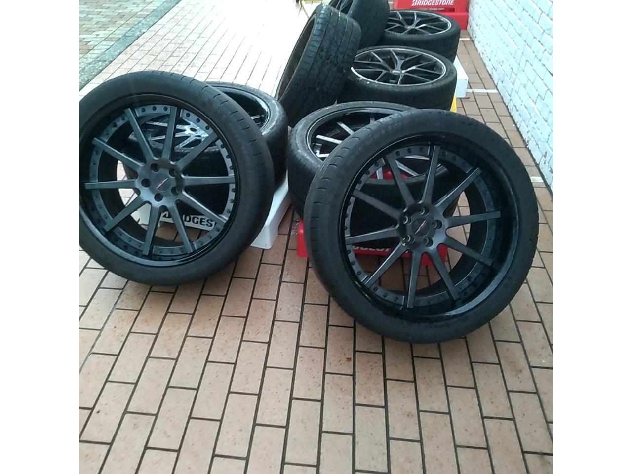 HYPER
FORGED
HF-C10
+
MICHELIN
Pilot
Super
Sport