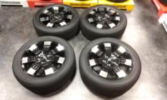 Mitsubishi
Delica D: 5
Late genuine black polished wheel
+
YOKOHAMA
GEOLANDAR
SUV
G055E