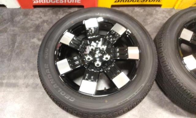 Mitsubishi
Delica D: 5
Late genuine black polished wheel
+
YOKOHAMA
GEOLANDAR
SUV
G055E
