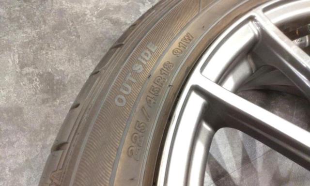 スバル レヴォーグ STi 純正ホイール + GOODYEAR EAGLE LS EXE
