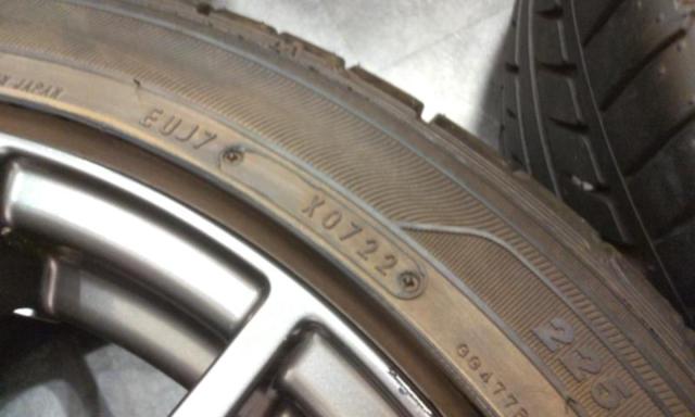 スバル レヴォーグ STi 純正ホイール + GOODYEAR EAGLE LS EXE