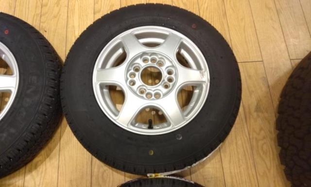 DUNLOP
PRD-SX
+
KENDA
KR33
80 / 78N