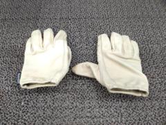 Yellow
glove
Leather Gloves