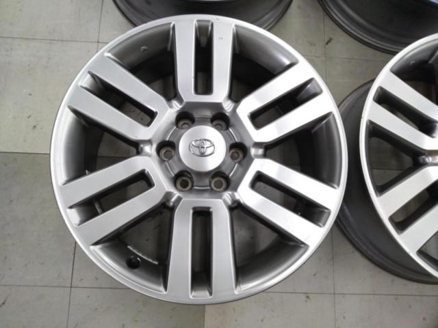 TOYOTA
FJ Cruiser
Original wheel