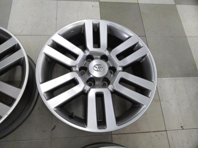 TOYOTA
FJ Cruiser
Original wheel