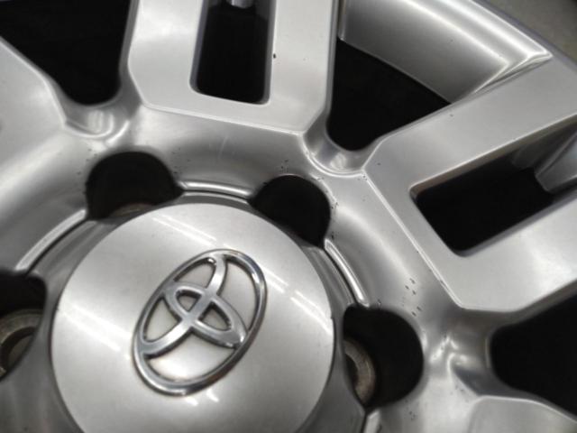 TOYOTA
FJ Cruiser
Original wheel