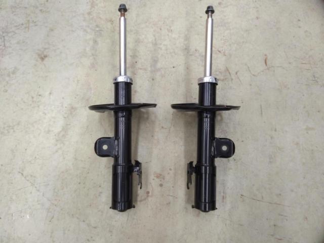 TOYOTA
Genuine shock
Front only