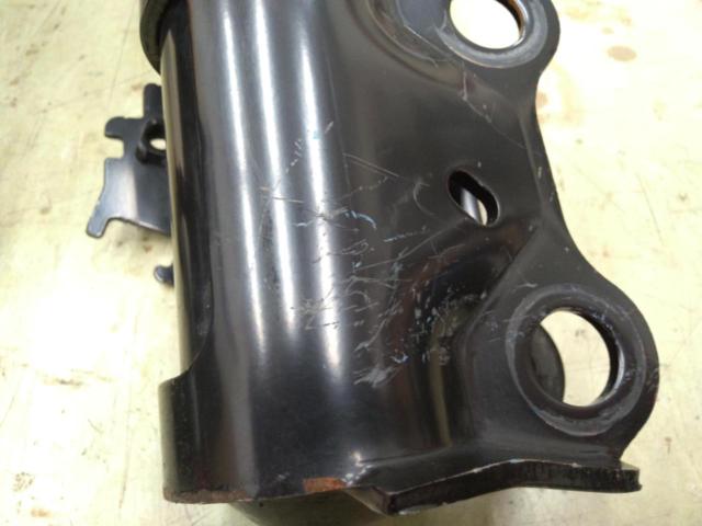 TOYOTA
Genuine shock
Front only