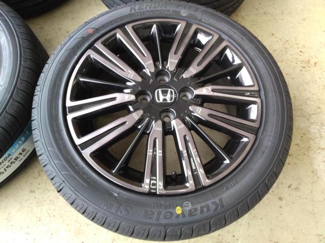 HONDA
GR1
Fit
LUXE
Original wheel
+
KENDA
KR32