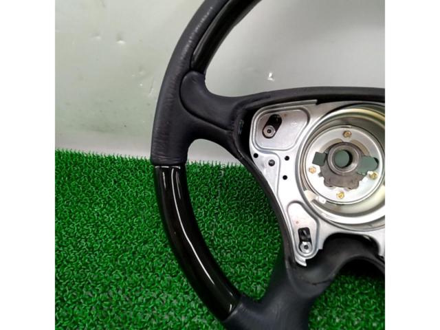 Mercedes
Benz
Genuine steering
390mm SLK
R170