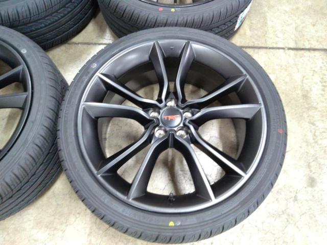 TRD TRD18 + KENDA KR32 ☆USトヨタ☆