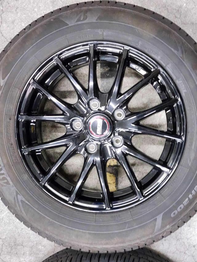 BADX (Badokkusu)
DOS
VC-1
+
BRIDGESTONE (Bridgestone)
ECOPIa
NH200