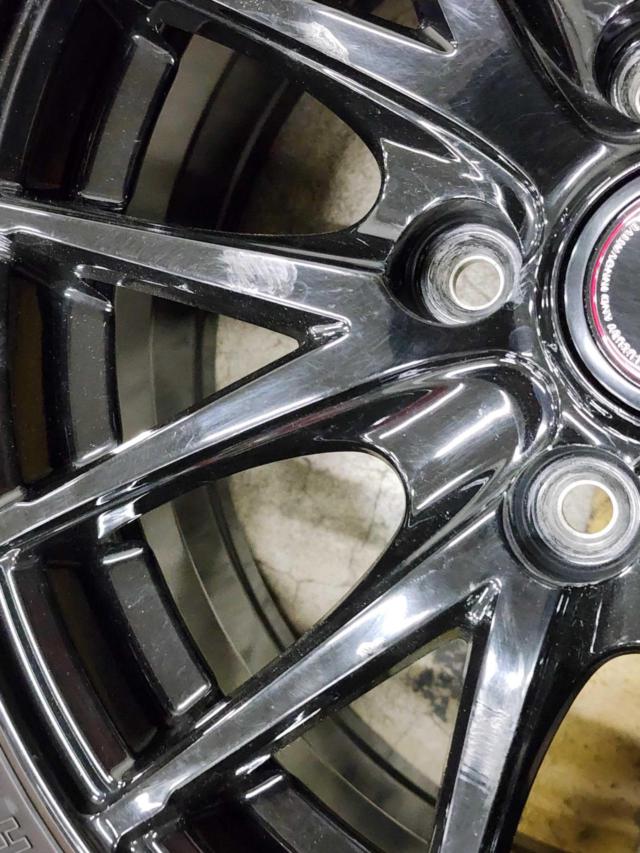 BADX (Badokkusu)
DOS
VC-1
+
BRIDGESTONE (Bridgestone)
ECOPIa
NH200