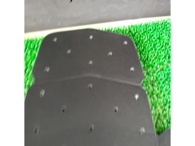 背面プロテクター