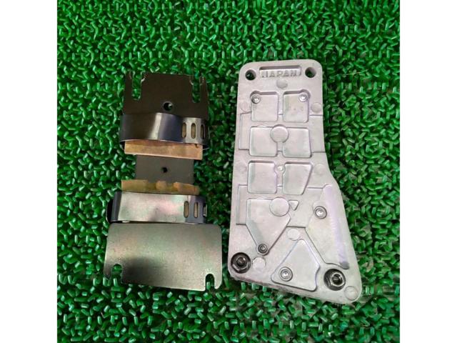 RAZO
Accelerator pedal cover
