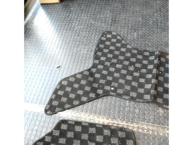 メーカー不明 フロアマット【エブリイ DA62W】