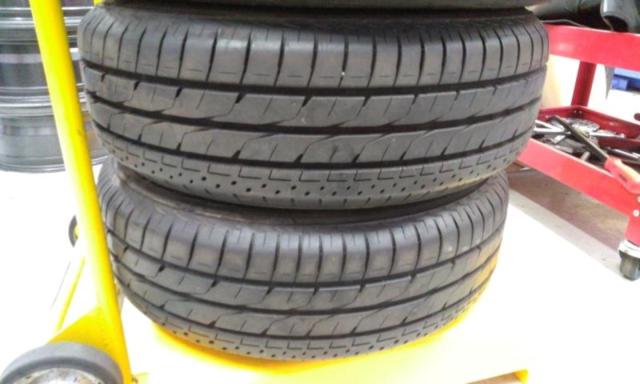 TOYOTA プリウス ZVW30純正ホイール  +BRIDGESTONE LUFT RV2