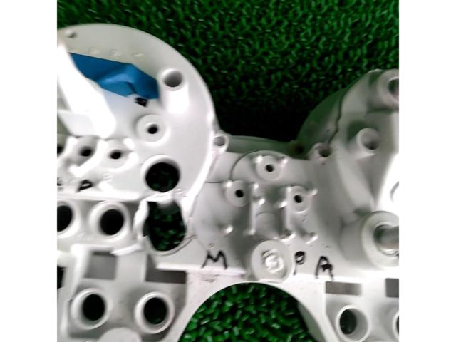 わけあり KAWASAKI純正メーターカバー【ゼファー400】