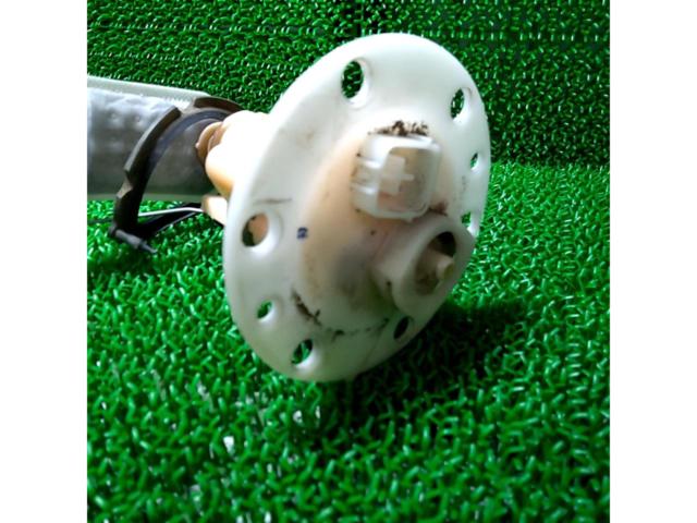 YAMAHA
Genuine fuel pump