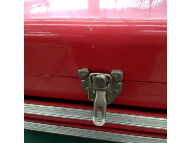 Unknown manufacturer toolbox