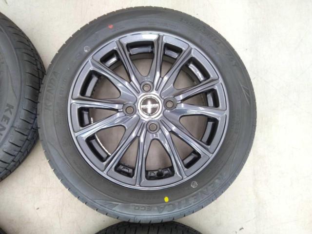 HOT
STUFF
WAREN
W03
+
KENDA
KR203 with brand new tires!