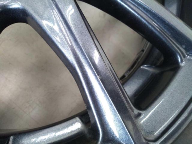 HOT
STUFF
WAREN
W03
+
KENDA
KR203 with brand new tires!