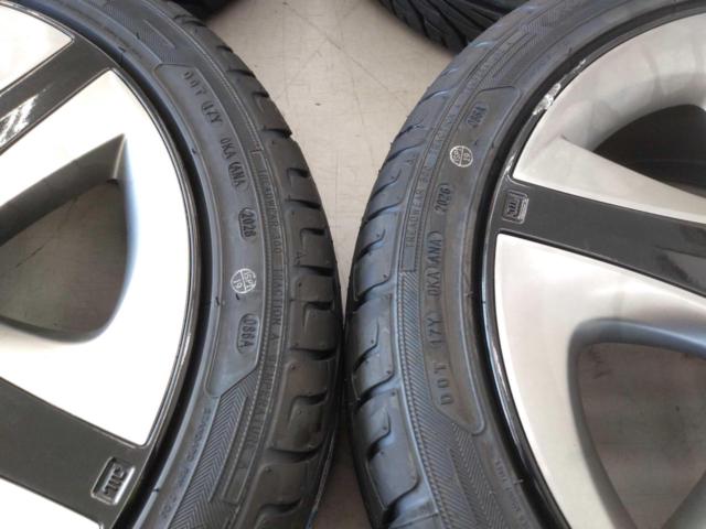 Toyota genuine
50 Series Prius S Touring Late original wheel
+
KENDA
KR 20
215 / 45R17
91H