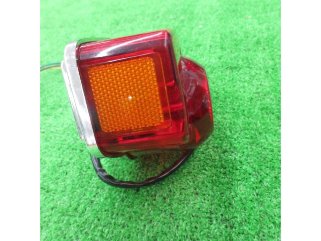 メーカー不明 汎用テールランプ