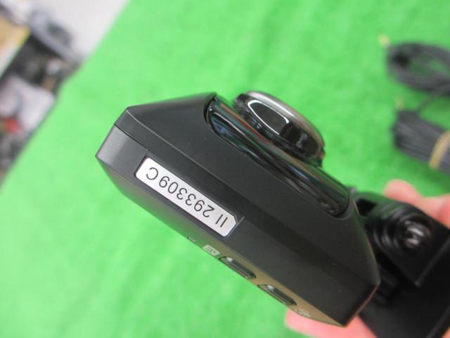 COMTEC
ZDR026
Front and rear drive recorder