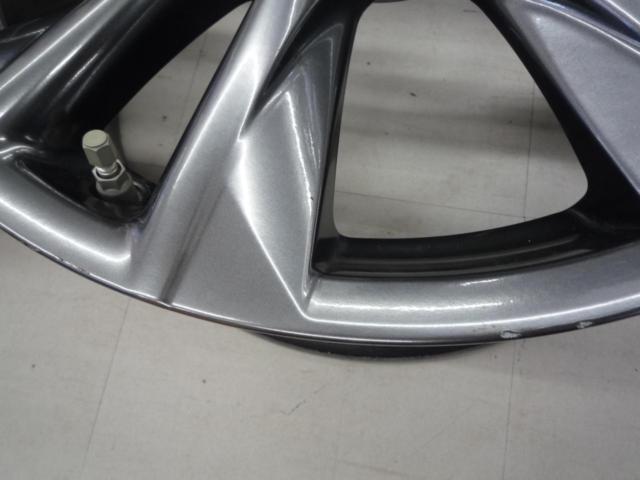 Genuine LEXUS parts
ES300H
F Sport original wheel
(ES300h genuine wheels)