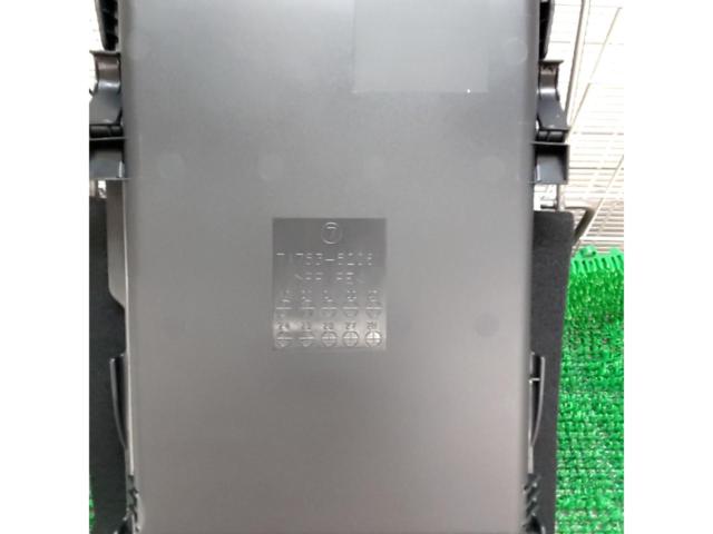 【トヨタ純正】ヤリスクロス  助手席アンダートレイ 品番: 71753-52061