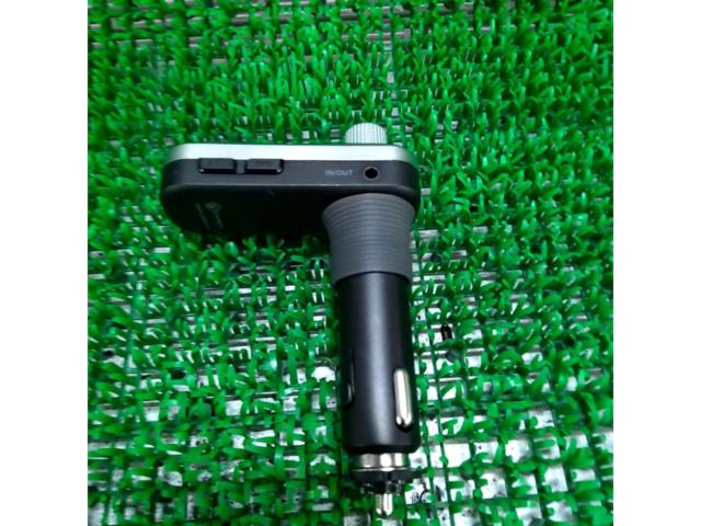 JAPAN
AVE.
Bluetooth
FM transmitter