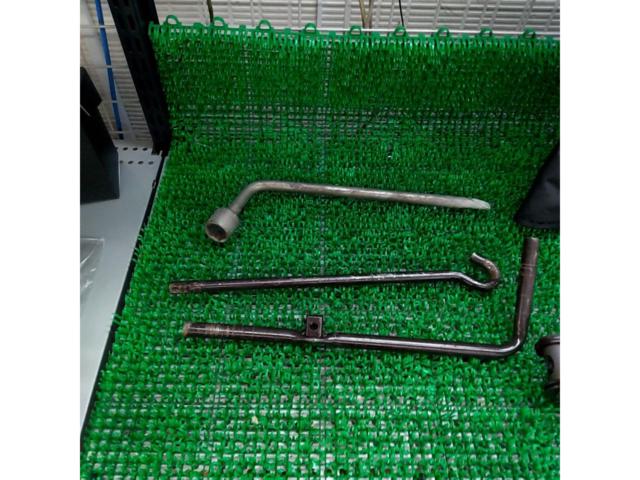 【トヨタ純正】パンタジャッキ 車載工具セット 09111-28090