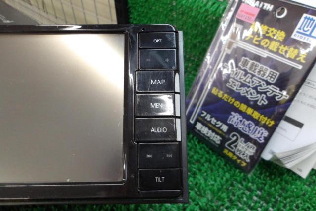 Panasonic CN-RA05WD
Full-segment 4x4 TV / CD / DVD / SD card recording / Bluetooth (audio / hands-free)
2018 model