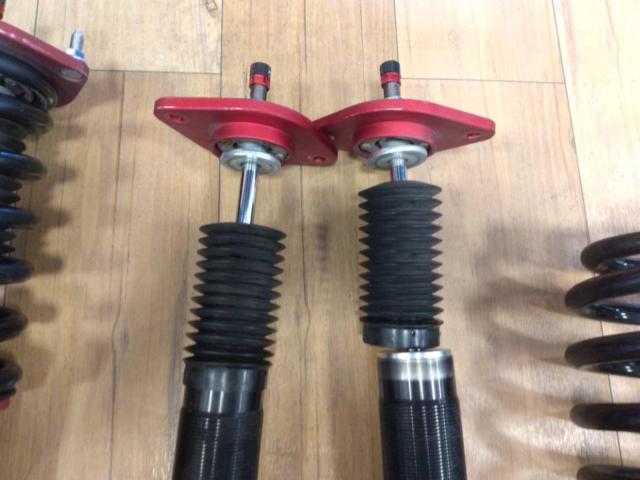 BLITZ
DAMPER
ZZ-R
Spec-C
Separate tank, full-length adjustable ride height suspension for Fairlady Z/Z34