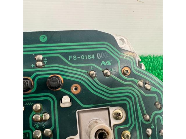 スバル純正 スピードメーター 【ヴィヴィオ RX-R (KK3/KK4 MTターボ)】