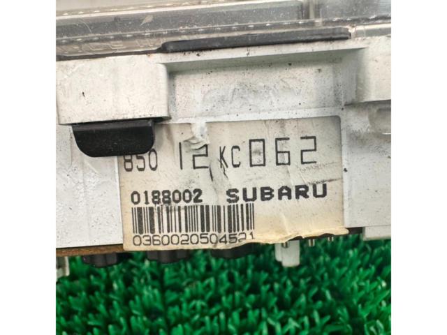 スバル純正 スピードメーター 【ヴィヴィオ RX-R (KK3/KK4 MTターボ)】