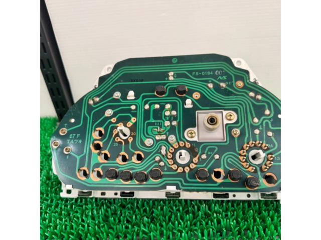 スバル純正 スピードメーター 【ヴィヴィオ RX-R (KK3/KK4 MTターボ)】