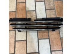 ホンダ純正 アブソルートフロントグリル 【オデッセイ(RB1/RB2 前期)】