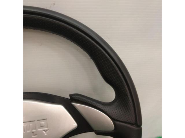 MOMO X-AVION レザーステアリング