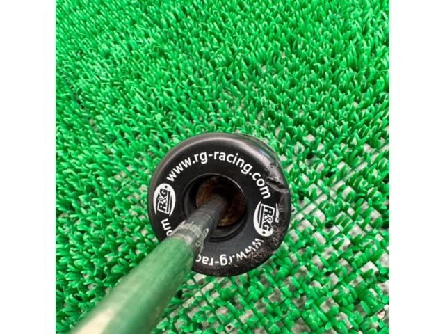 R &amp; G
Axle Slider / Fork Slider
[One side only]